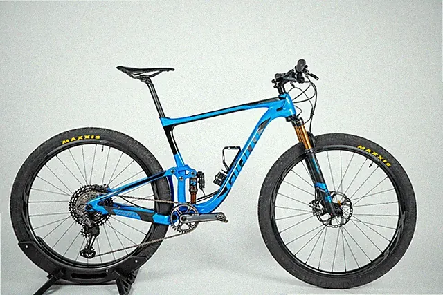 2019 Giant Anthem 29 Advanced Pro 0 Large XTR - FOX LIVE VALVE - Carbon XC MTB