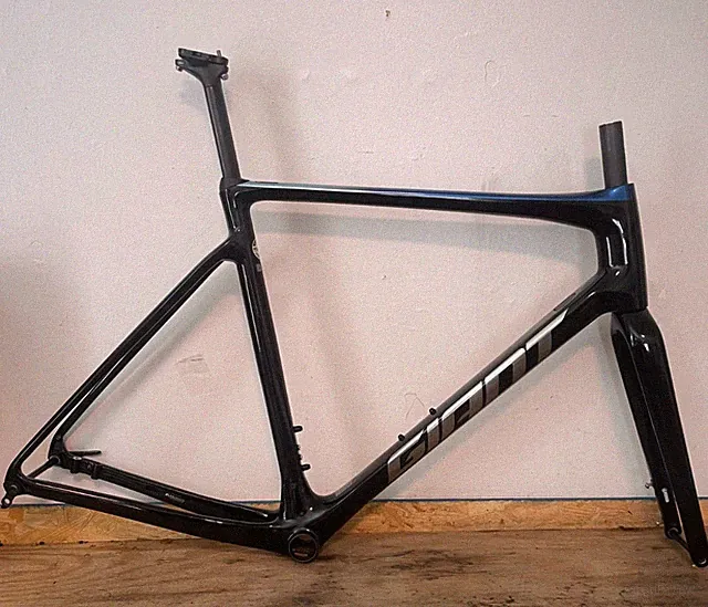 2025 Giant TCX Advanced Pro 0 Frameset Large 700c Carbon Disc Black Blue