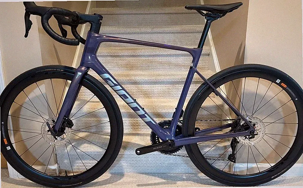 2026 Giant Defy Advanced 0 Medium Large.
