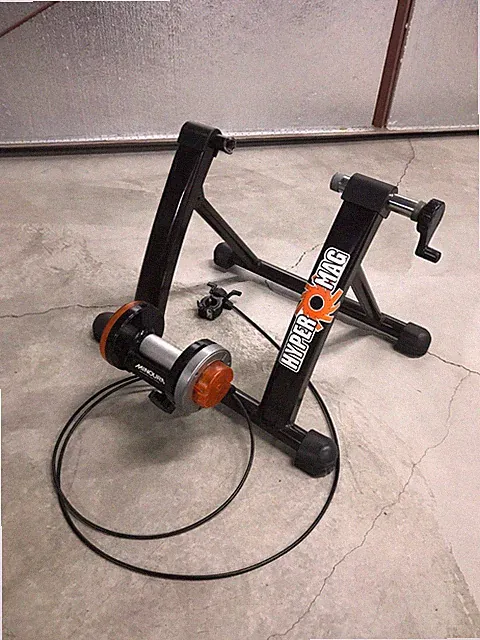 Pre-Owned Minoura Advanced Pro Hyper Mag Folding Bike / Cycling Trainer